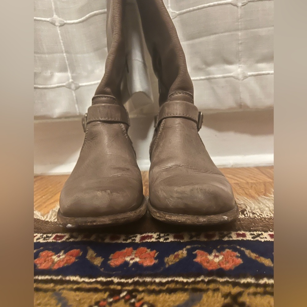 Frye Riding Boot size 7 - Picture 5 of 8